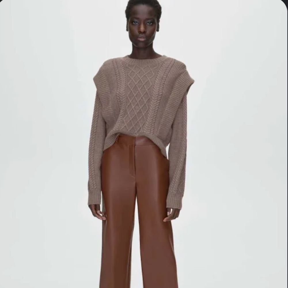 Aritzia Babaton Seek Sweater